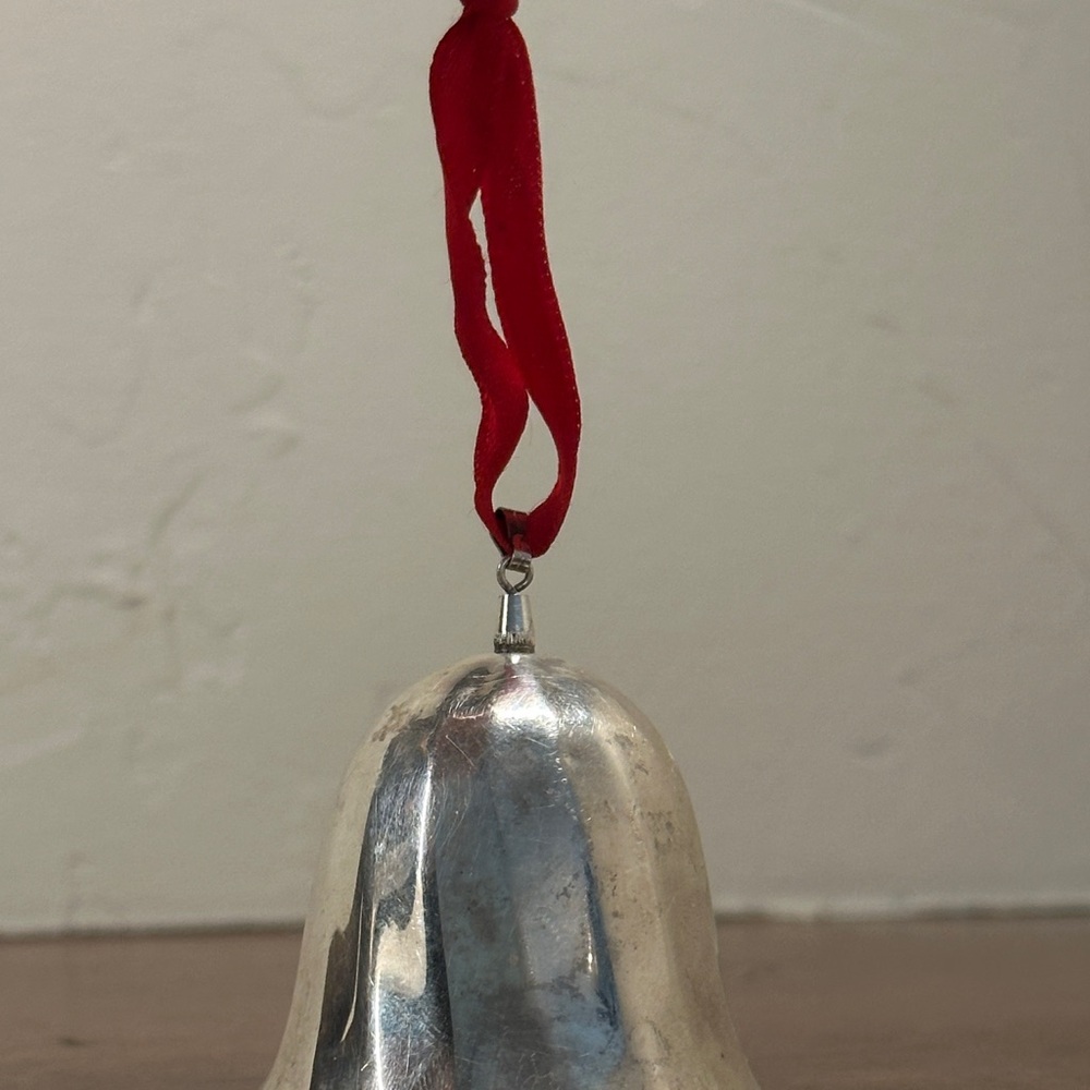 RICCI | Silver Holiday Bell Ornament Red Ribbon 1988 silverplate Christmas bell - Picture 3 of 6